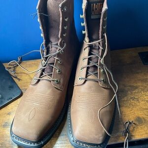 Ariat Men's Tan Leather Lace-Up Boots